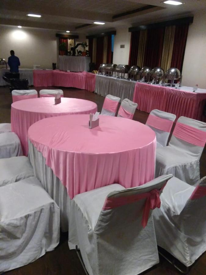 鲁德拉大陆酒店 Rudrapur 外观 照片